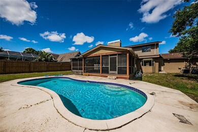 Spacious family pool best for parties and get toge