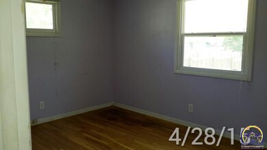 1301 SW 32nd St, Topeka, KS 66611 - photo 7