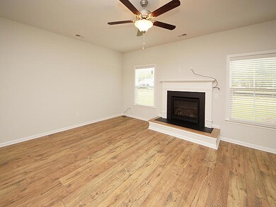 664 Yellow Leaf Ln, Summerville, SC 29486 - photo 6