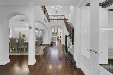 Captivating Grand Entrance with Elegant Archways a