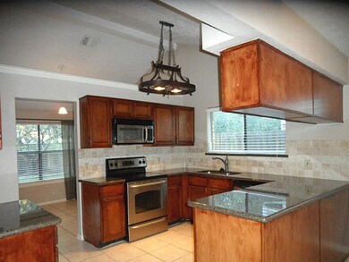 16026 Pinyon Creek Dr, Houston, TX 77095 - photo 3