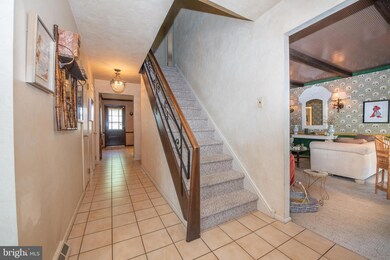 2512 Selwyn Dr, Broomall, PA 19008 - photo 6