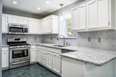 1205 S 34th St, Broken Arrow, OK 74014 - photo 6