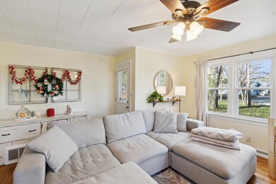 09-1811-W-C-Ave-Kalamazoo-MI-49009-Windo