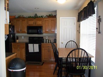 Eat-in Kitchen area w/ pantry.