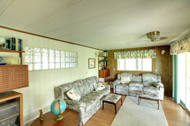 930 Cypress St, Sebastian, FL 32976 - photo 2