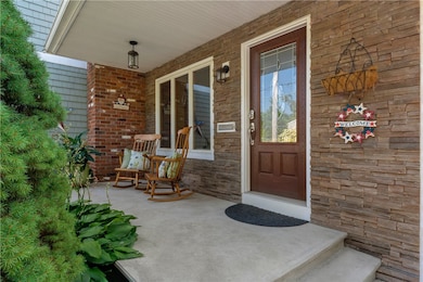 21 Clifton Rd, Bristol, RI 02809 - photo 2