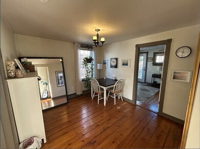 9 Hodges Ct unit 2, Salem, MA 01970 - photo 2