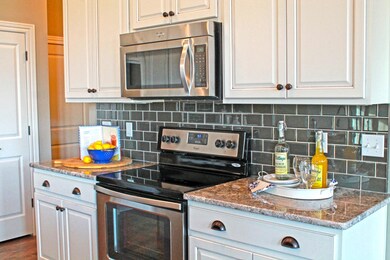 2001 Muirfield Dr. Columbia, MO 65203