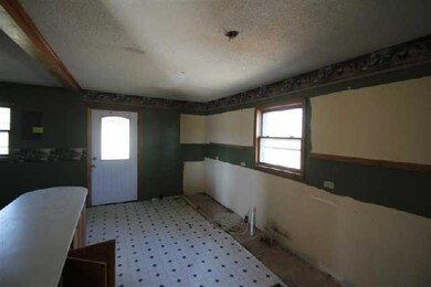 108 Ewell St, Manchester, TN 37355 - photo 5