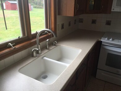 84 Miller St unit 84, Ludlow, MA 01056 - photo 7