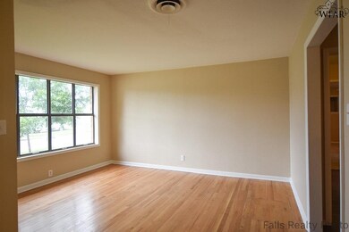 1545 Malcolm Ln, Wichita Falls, TX 76302 - photo 3