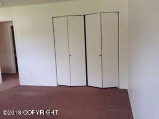 6200 E Paige Cir unit 3, Palmer, AK 99645 - photo 2