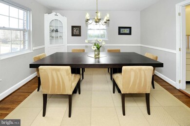 4308 Sleaford Rd, Bethesda, MD 20814 - photo 4