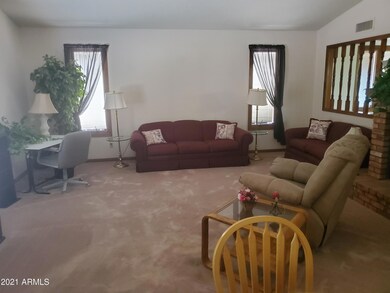 5321 Lindstrom Living