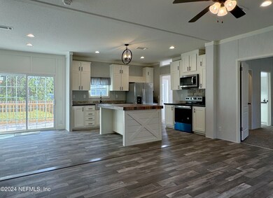 127 Domingo Rd, Satsuma, FL 32189 - photo 7
