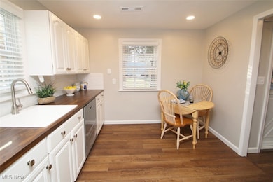 29211 Armadale Ave, Wickliffe, OH 44092 - photo 3