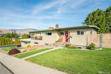 295 6th St NE, East Wenatchee, WA 98802 - photo 4