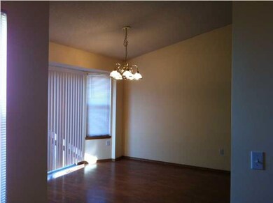 Dining Area walks out to Deck