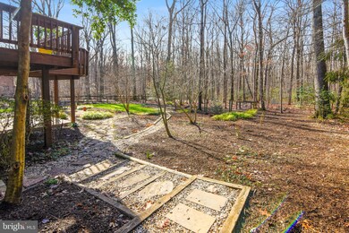 2420 Silver Fox Ln, Reston, VA 20191 - photo 4