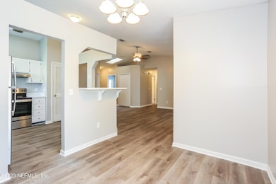 1441 Kingfisher Ln N, Jacksonville, FL 32218 - photo 5