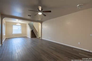 9006 Clearwood Path, Universal City, TX 78148 - photo 4