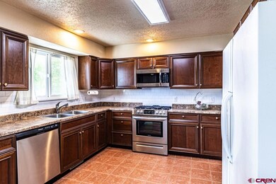 5705 Ravella Dr, Farmington, NM 87402 - photo 6