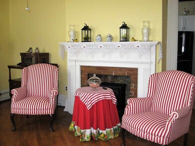 408 E Main St, Loogootee, IN 47553 - photo 2