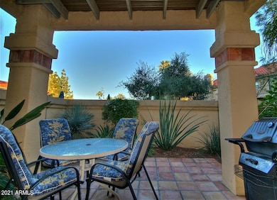 1131 Living Room Patio