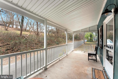 4005 Lower Rd, Levittown, PA 19056 - photo 4