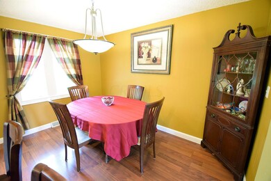 6 Dining Room