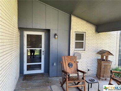 1007 S 29th St, Copperas Cove, TX 76522 - photo 2