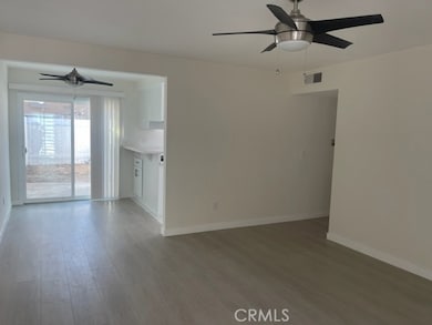 17061 Grove Cir unit 4, Huntington Beach, CA 92647 - photo 6