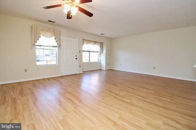 14309 Dover Ct, Laurel, MD 20707 - photo 6