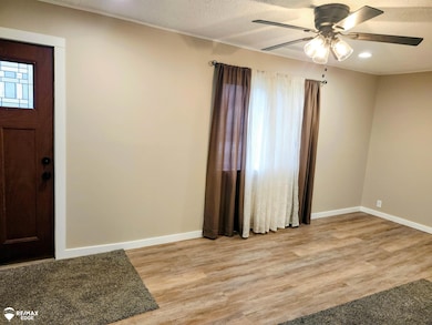 8136 Nixon Ave, Mount Morris, MI 48458 - photo 5