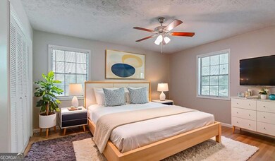 416 Pineburr Ln, Stone Mountain, GA 30087 - photo 4