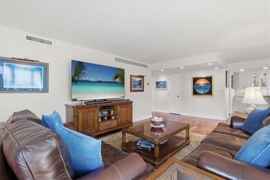 Island Walk Condominium unit 810, Clearwater Beach, FL 33767 - photo 7