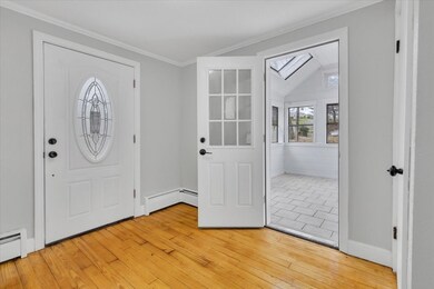 78 Lincoln St, West Springfield, MA 01089 - photo 4