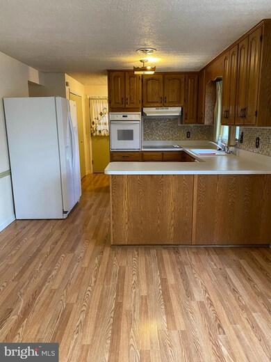 109 Oak Ridge Dr, Stephens City, VA 22655 - photo 5