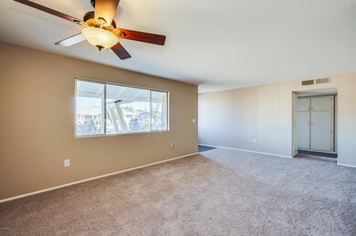 9915 W Pinehurst Dr, Sun City, AZ 85351 - photo 5