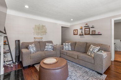 17405 Philomene Blvd, Allen Park, MI 48101 - photo 5