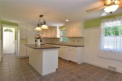 124 Myrtle Ave, Cranston, RI 02910 - photo 6