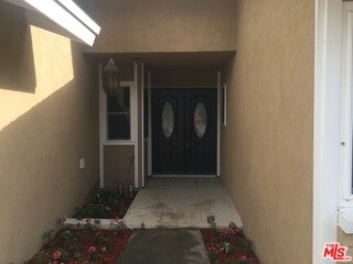 18901 Lanark St, Reseda, CA 91335 - photo 7