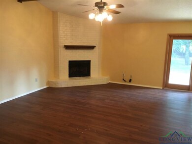 1610 Leach St, Kilgore, TX 75662 - photo 5