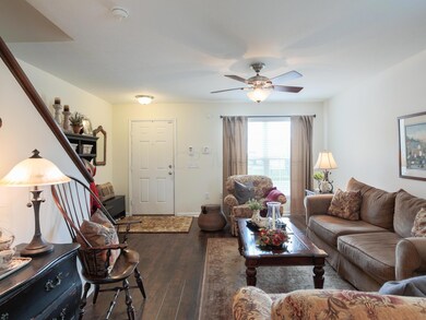 6542 Crab Apple Dr, Canal Winchester, OH 43110 - photo 7