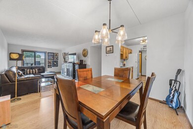 Dining/Living