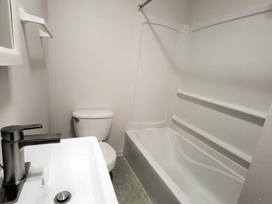 117 S Main St unit G, Algonquin, IL 60102 - photo 4