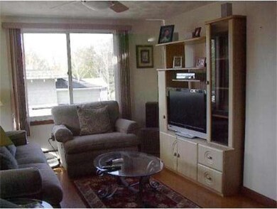 39 Elm St, Saugus, MA 01906 - photo 4