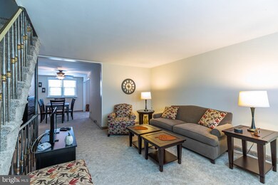 818 Crescent Dr, Glenolden, PA 19036 - photo 5