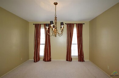 1207 Lancashire Dr, Tyler, TX 75703 - photo 3